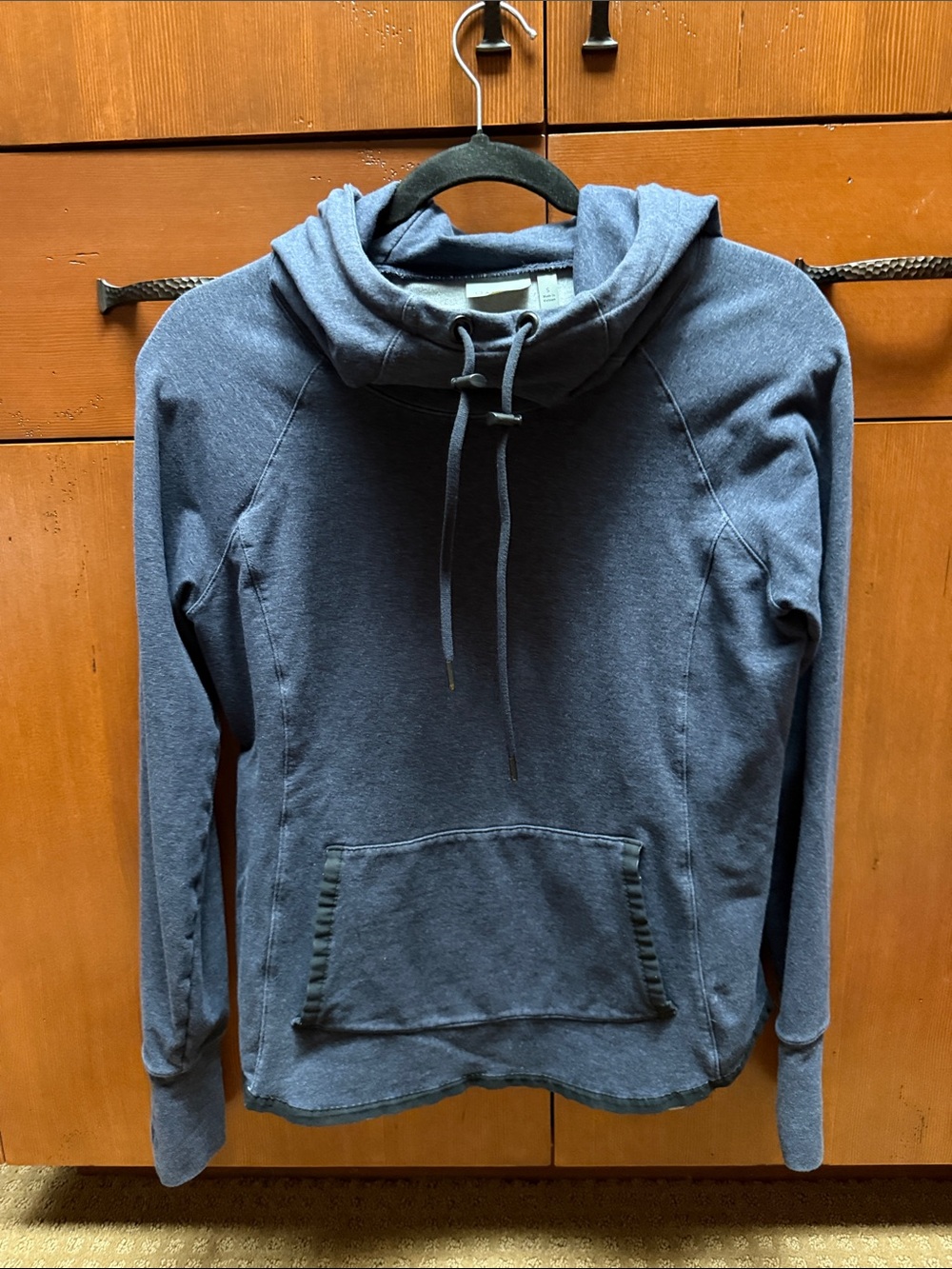 Athleta women’s Heathered Navy Cowl-Neck Pullover Hoodie